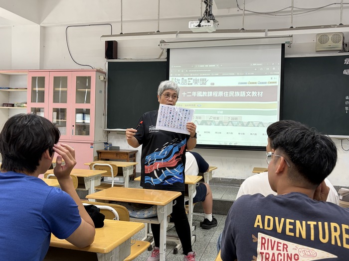 【原住民族學生資源中心活動】5月份族語觀課走透透 活動花絮圖片