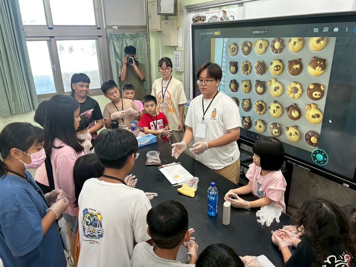 【原住民族學生資源中心活動】7/21-7/25「藝卑再藝卑-原來那麼繪」活動花絮圖片